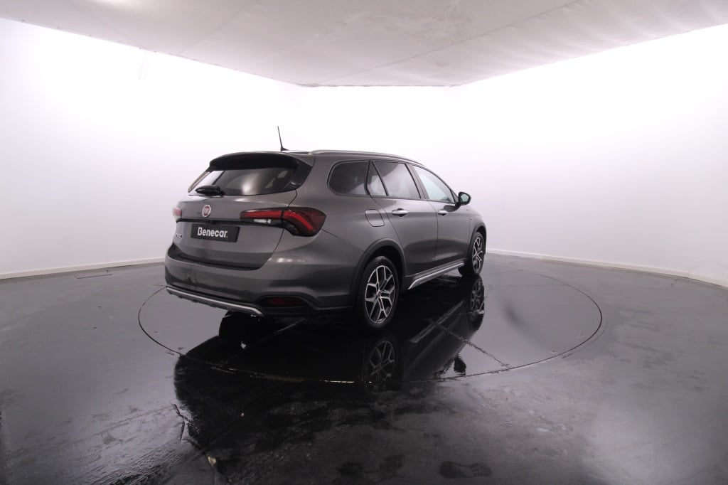 Fiat Tipo Station Wagon Cross