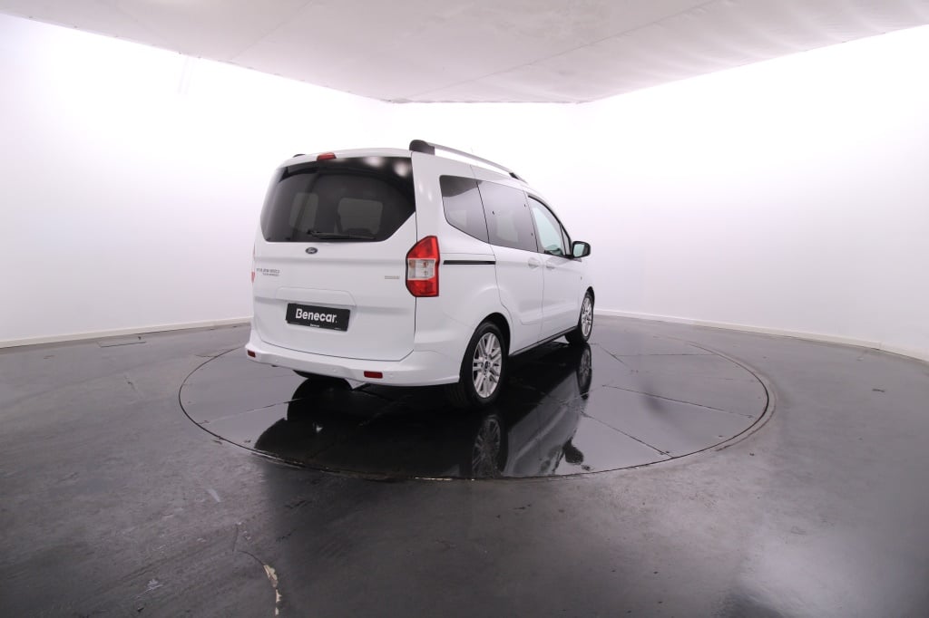 Ford Tourneo Courier