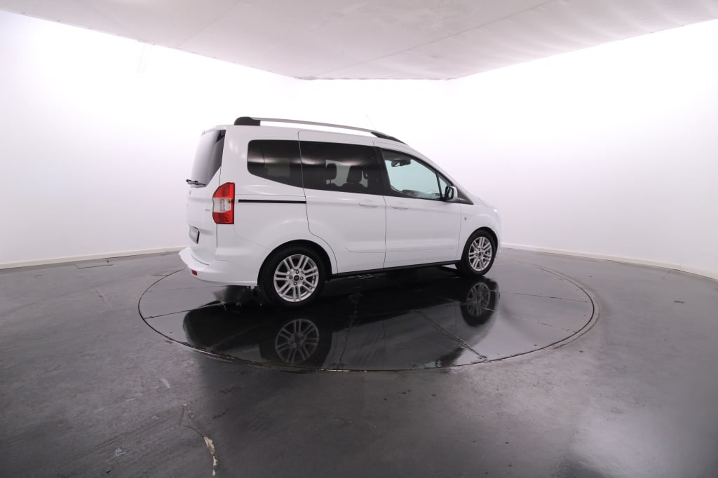 Ford Tourneo Courier