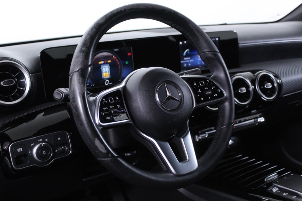 Mercedes-Benz Classe CLA - 180