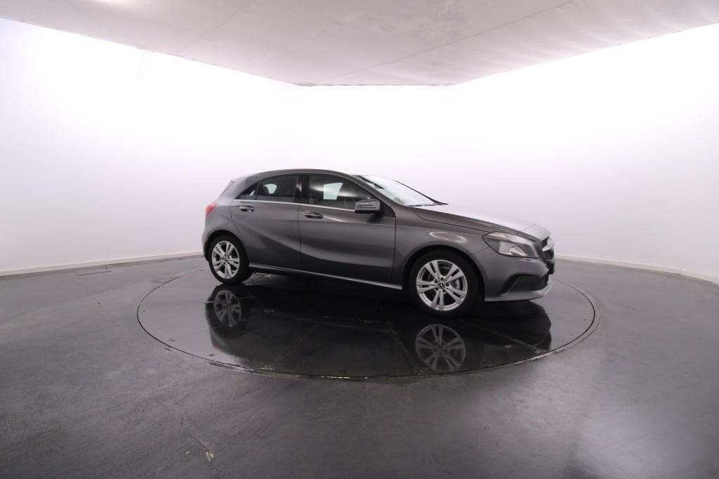 Mercedes-Benz Classe A - 160