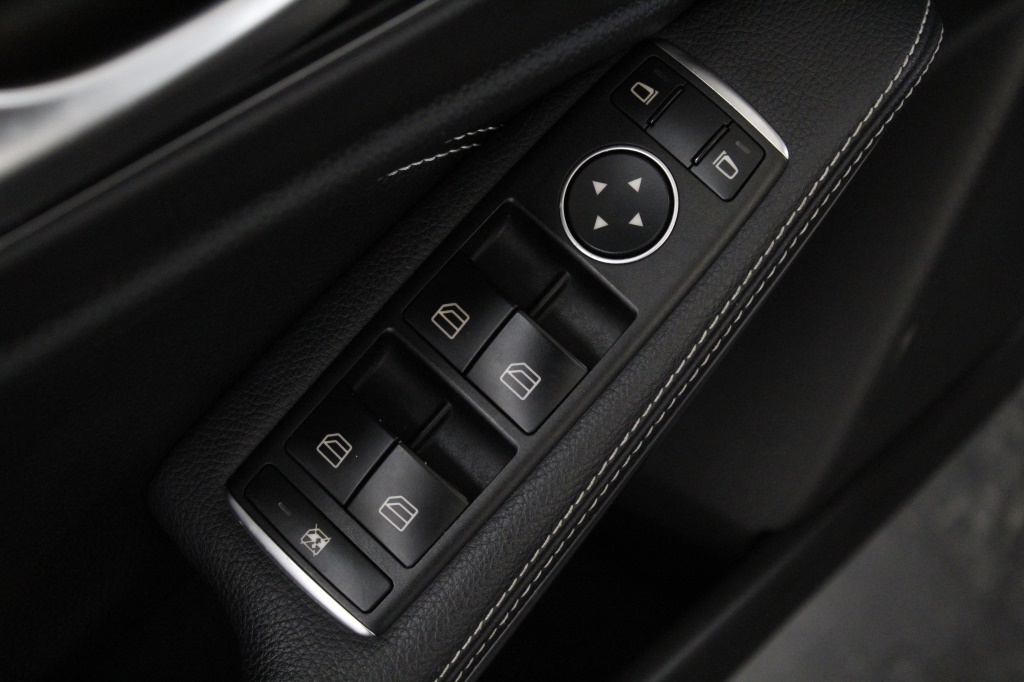 Mercedes-Benz Classe A - 160