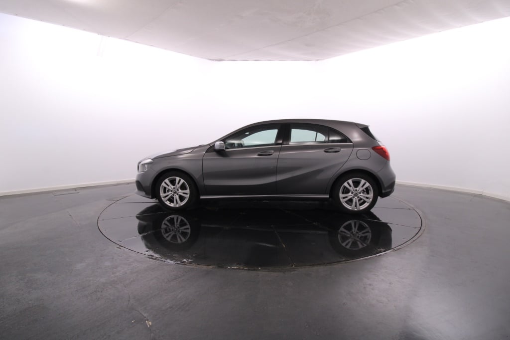 Mercedes-Benz Classe A - 160