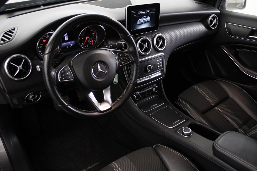 Mercedes-Benz Classe A - 160