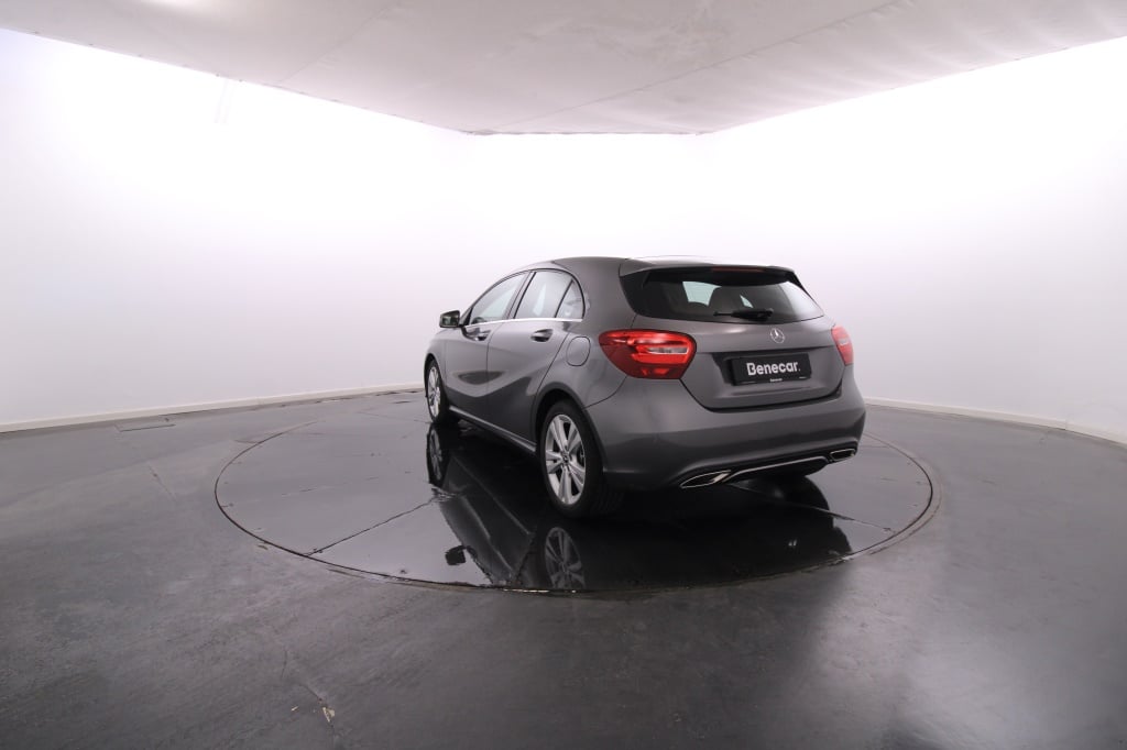 Mercedes-Benz Classe A - 160