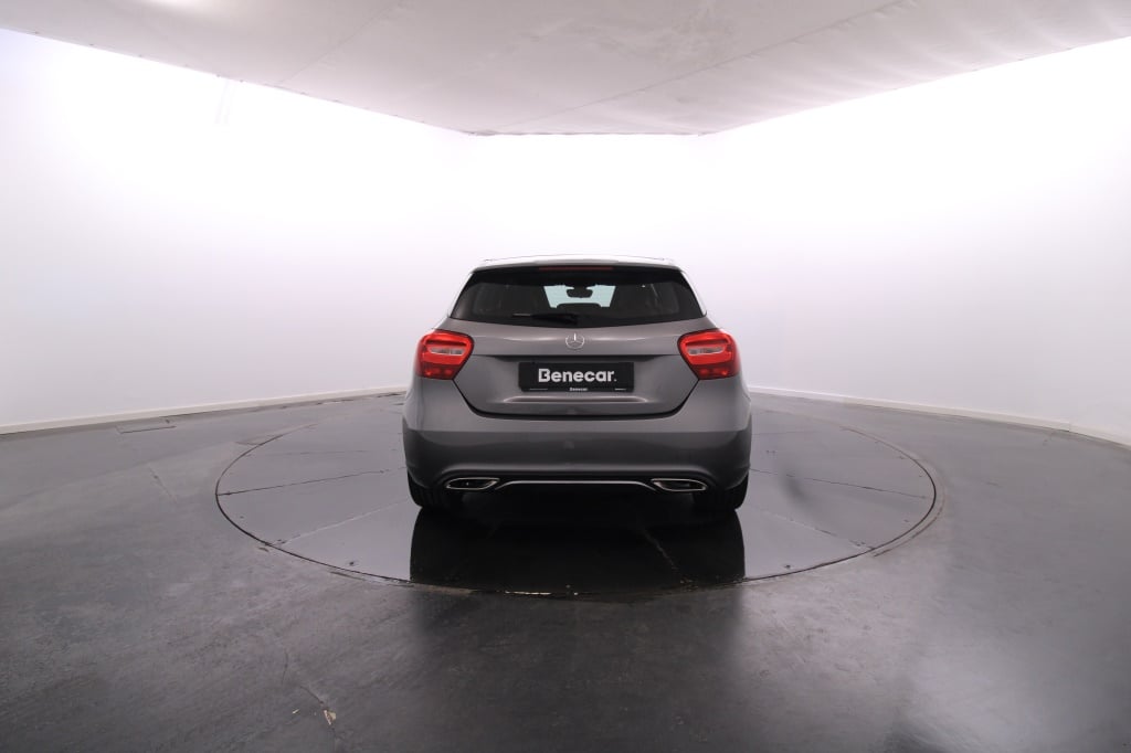 Mercedes-Benz Classe A - 160