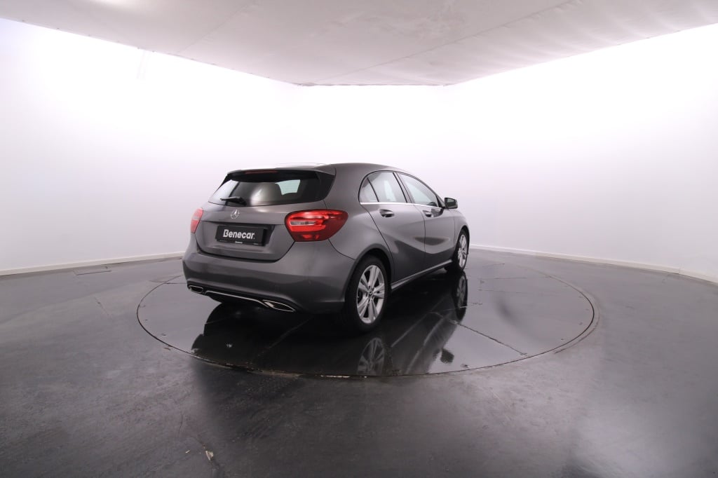 Mercedes-Benz Classe A - 160