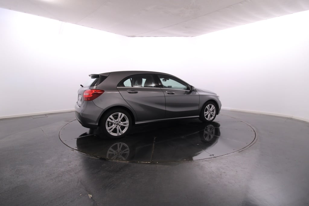 Mercedes-Benz Classe A - 160