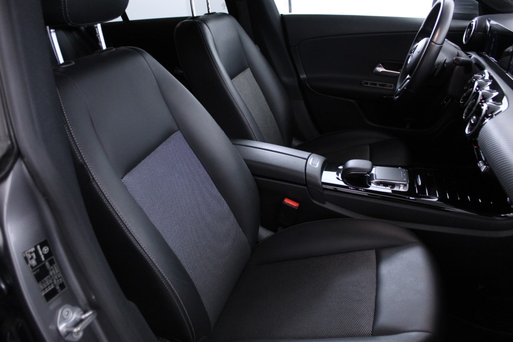 Mercedes-Benz Classe CLA - 200