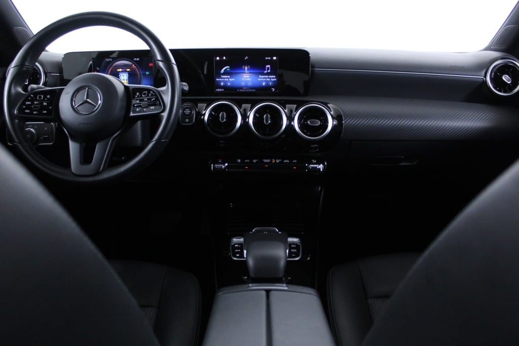 Mercedes-Benz Classe CLA - 200