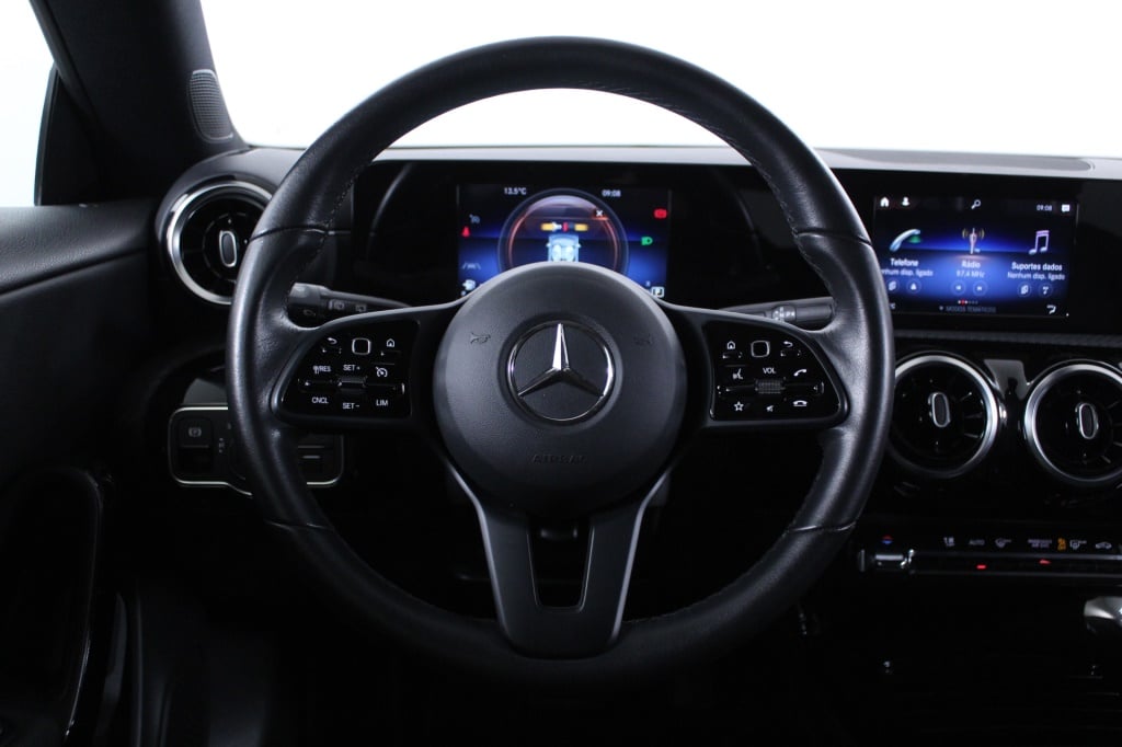 Mercedes-Benz Classe CLA - 200
