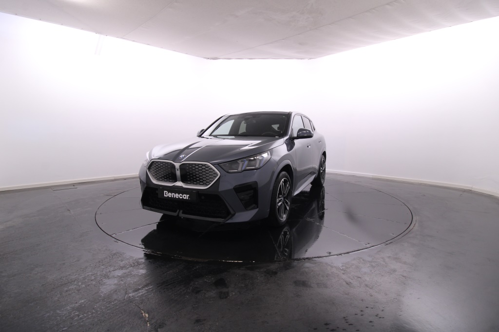 BMW iX2