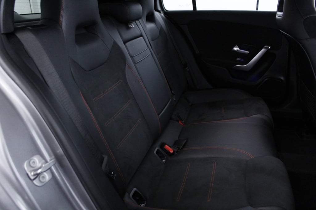 Mercedes-Benz Classe A - 180