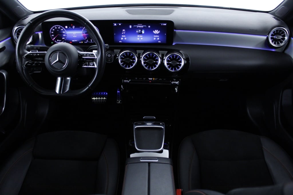 Mercedes-Benz Classe A - 180