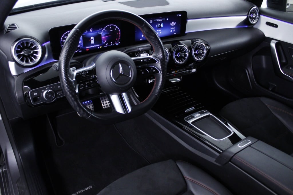 Mercedes-Benz Classe A - 180