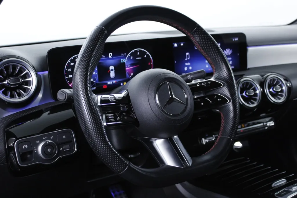 Mercedes-Benz Classe A - 180