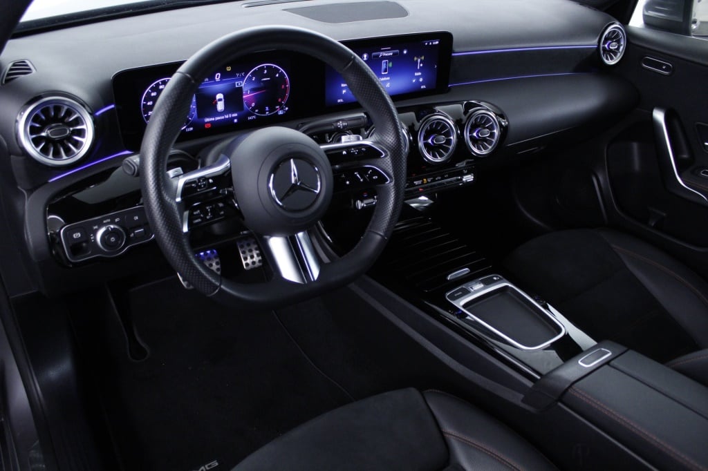 Mercedes-Benz Classe A - 180