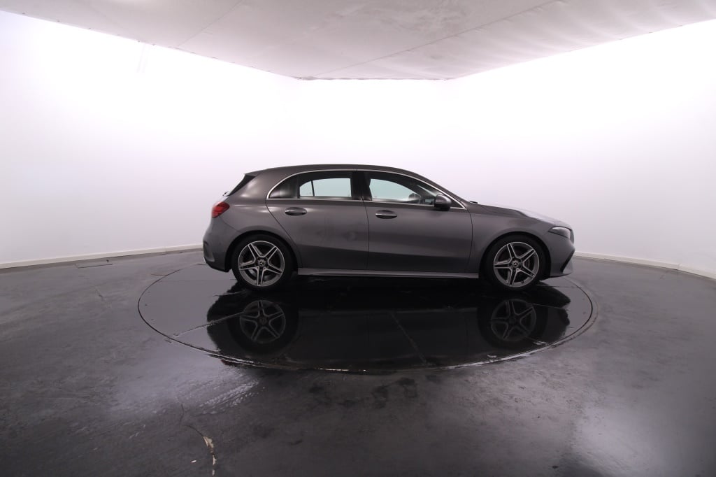 Mercedes-Benz Classe A - 180