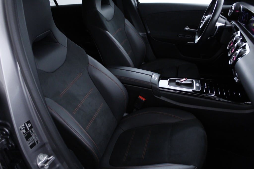 Mercedes-Benz Classe A - 180