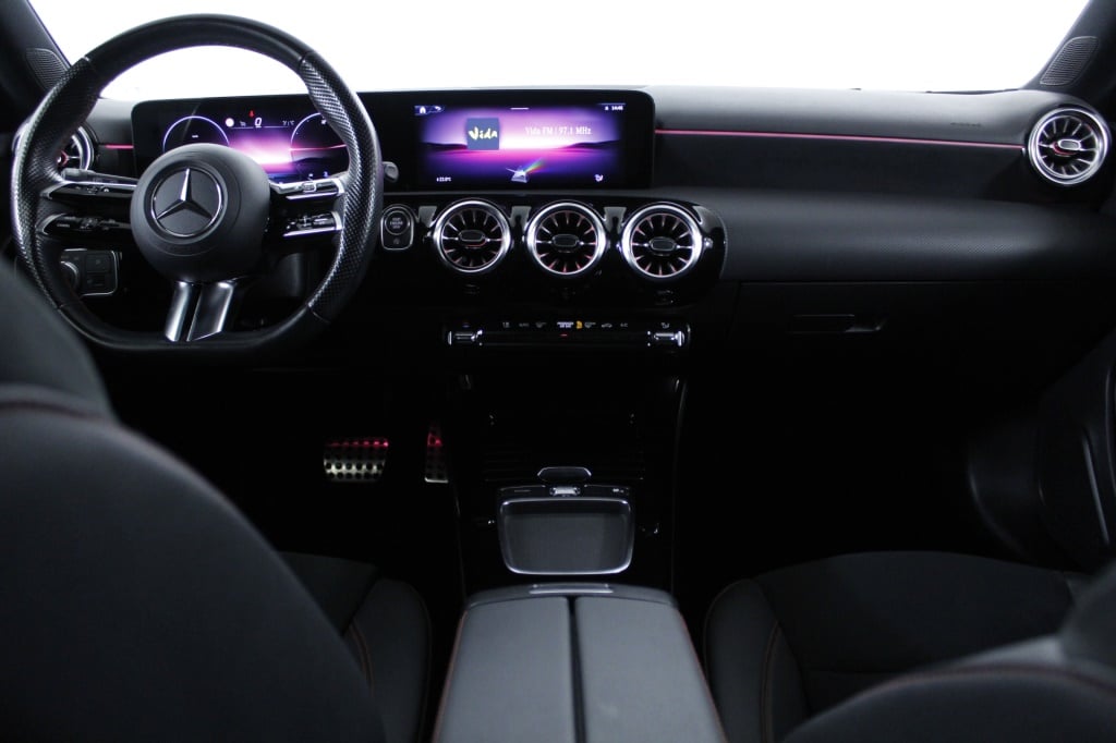 Mercedes-Benz Classe A - 180