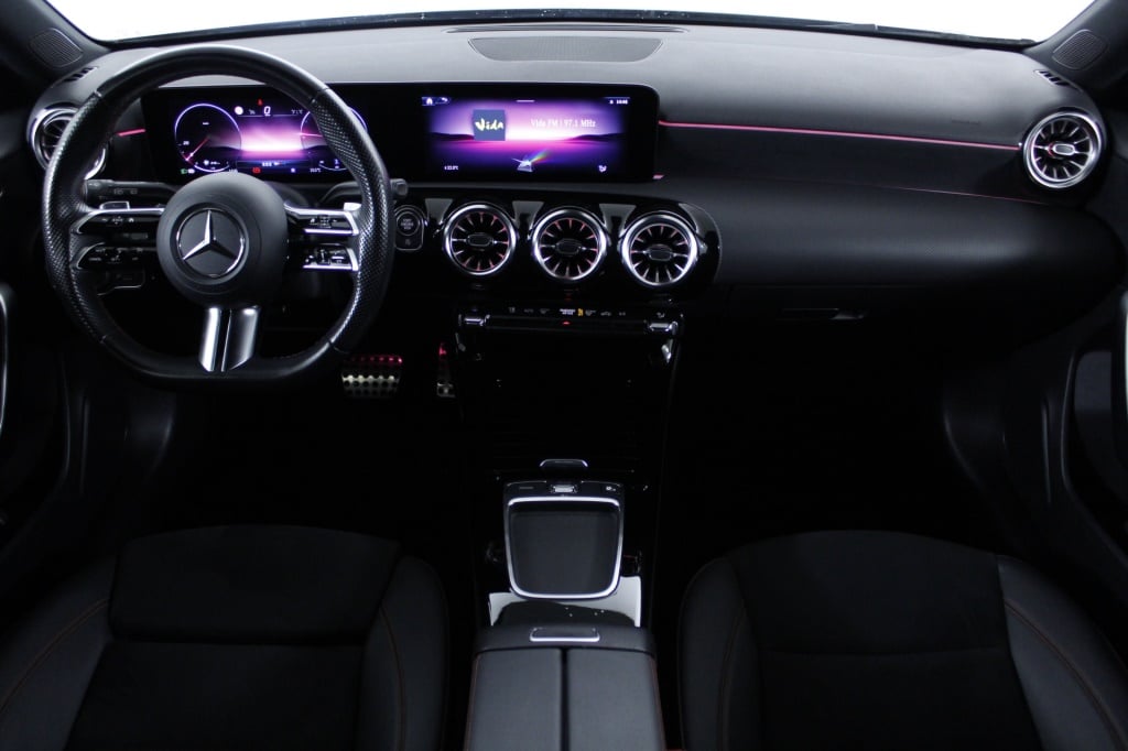 Mercedes-Benz Classe A - 180