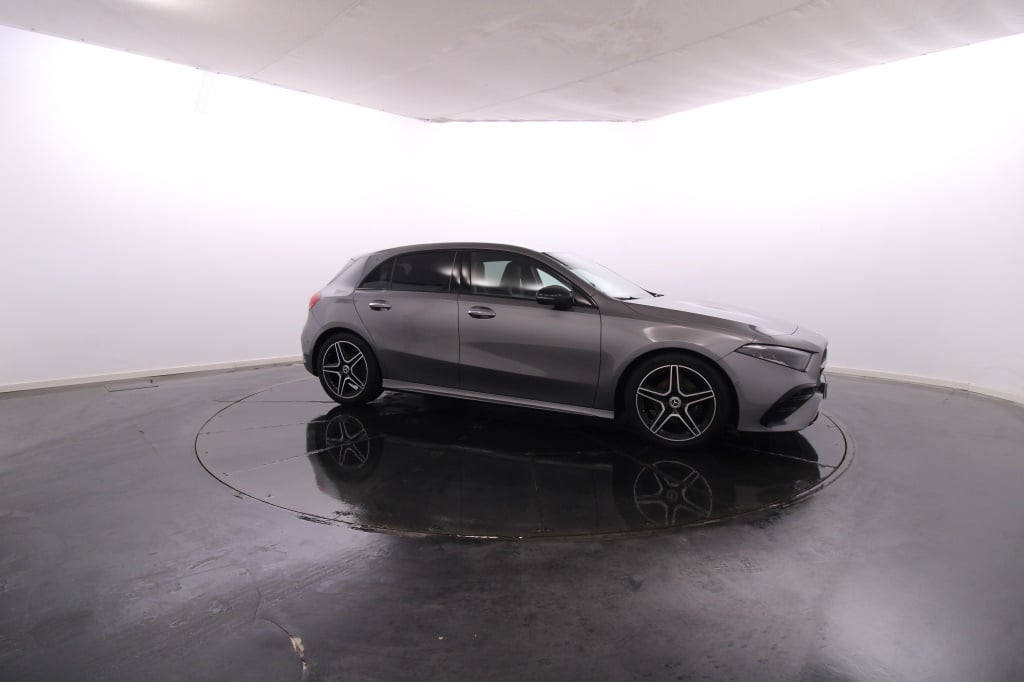 Mercedes-Benz Classe A - 180