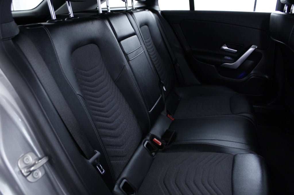 Mercedes-Benz Classe CLA - 180