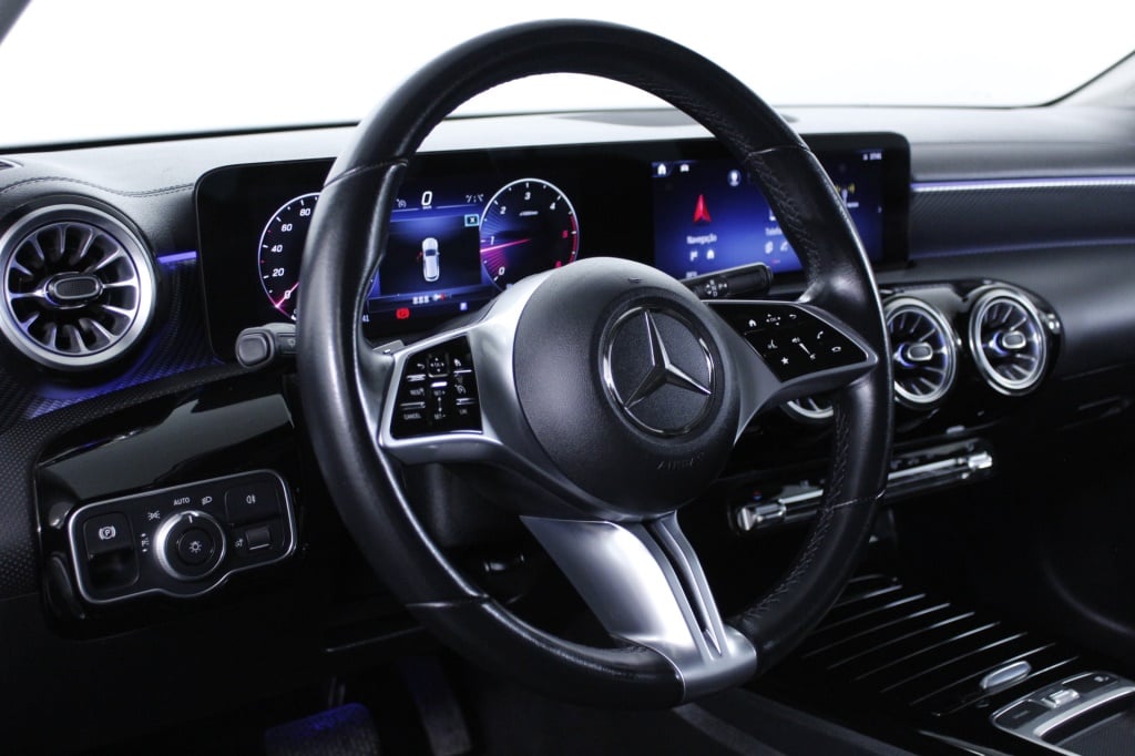 Mercedes-Benz Classe CLA - 180