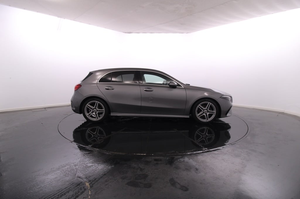 Mercedes-Benz Classe A - 180