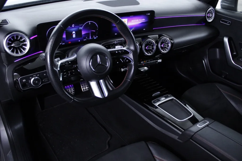 Mercedes-Benz Classe A - 180
