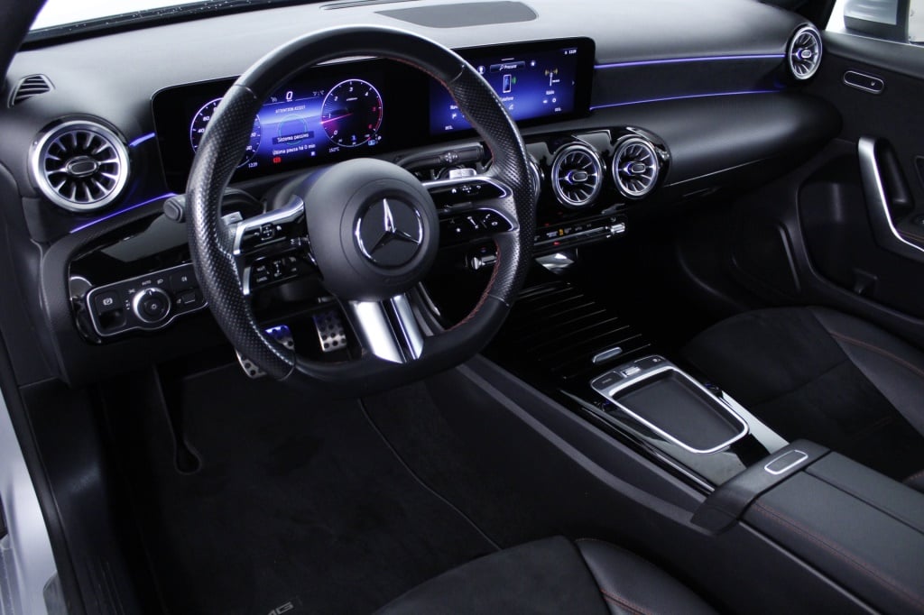 Mercedes-Benz Classe A - 180