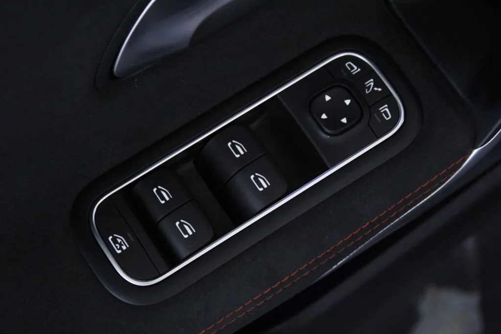 Mercedes-Benz Classe A - 180