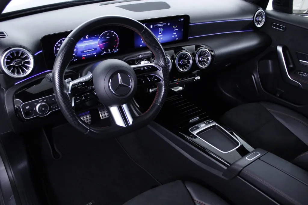 Mercedes-Benz Classe A - 180