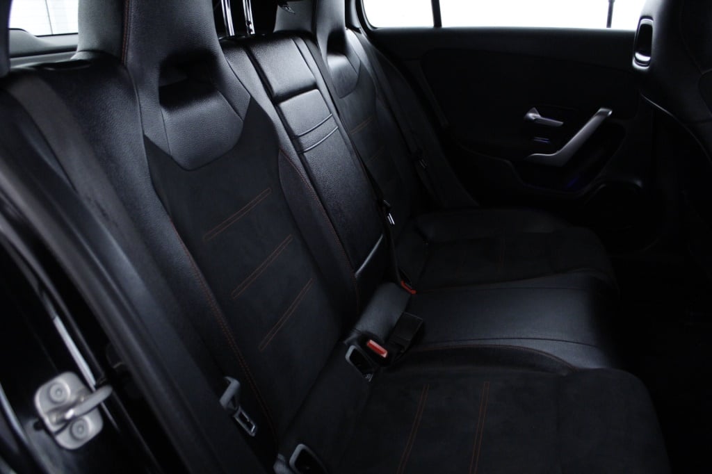 Mercedes-Benz Classe A - 180