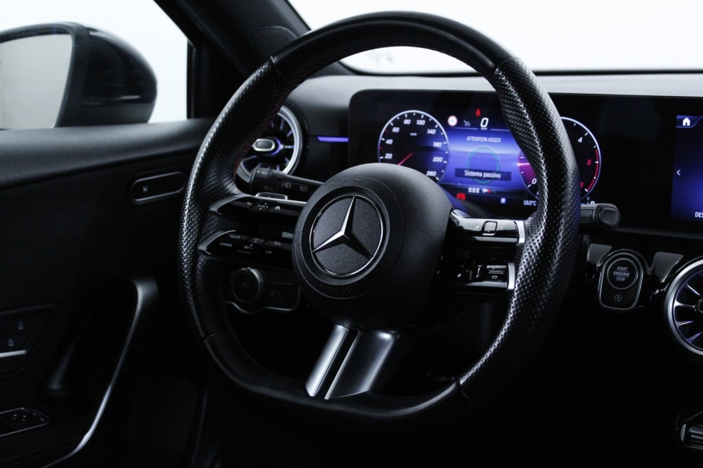 Mercedes-Benz Classe A - 180