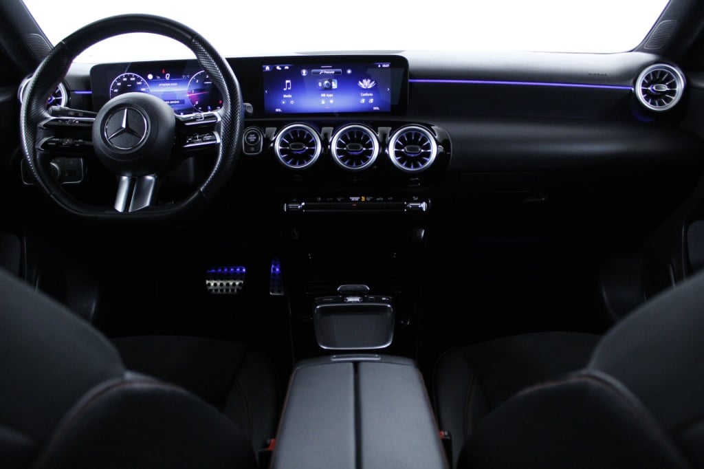 Mercedes-Benz Classe A - 180