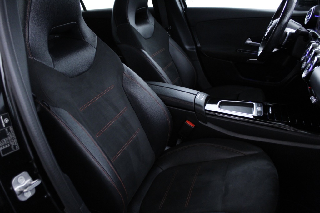 Mercedes-Benz Classe A - 180