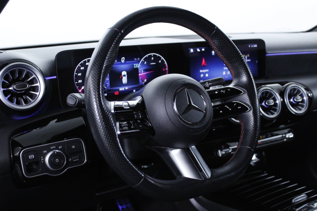 Mercedes-Benz Classe A - 180