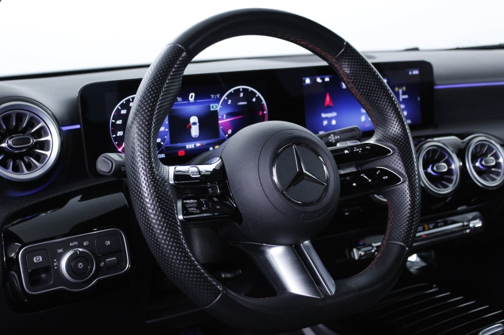 Mercedes-Benz Classe A - 180