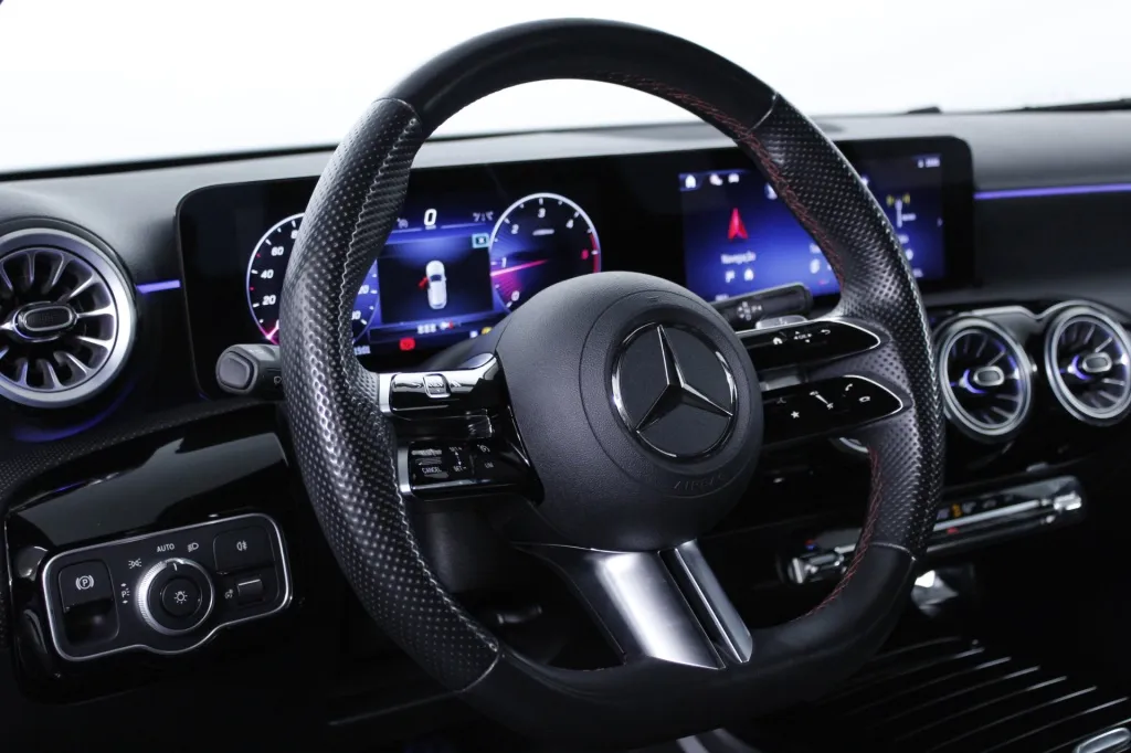 Mercedes-Benz Classe A - 180