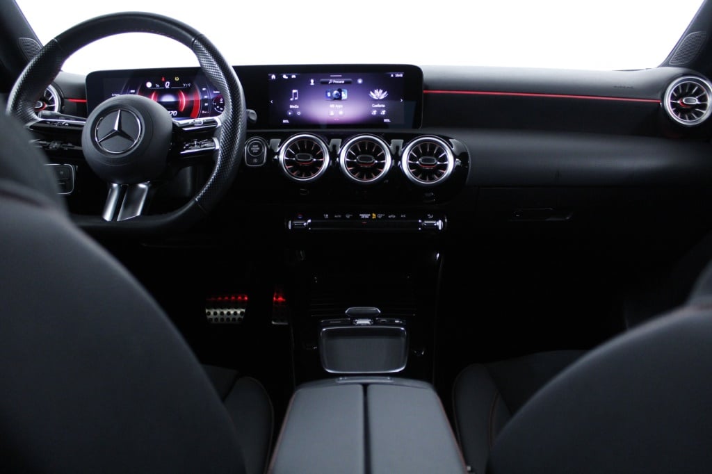 Mercedes-Benz Classe A - 180