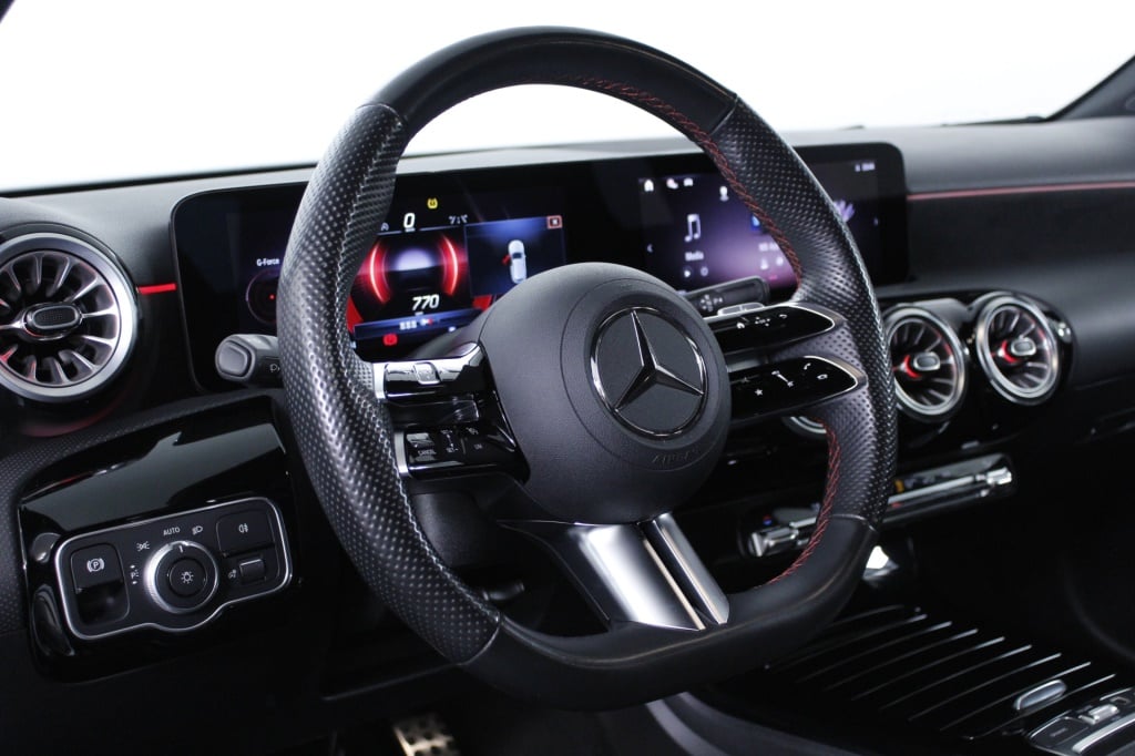 Mercedes-Benz Classe A - 180