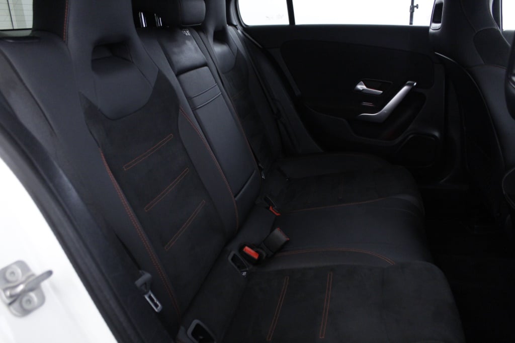 Mercedes-Benz Classe A - 180