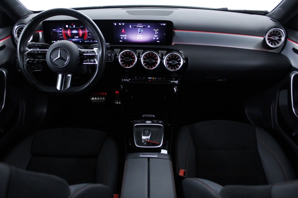 Mercedes-Benz Classe A - 180