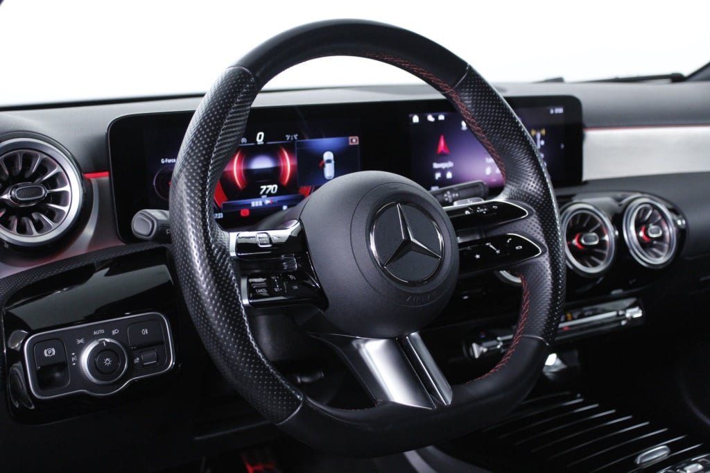 Mercedes-Benz Classe A - 180