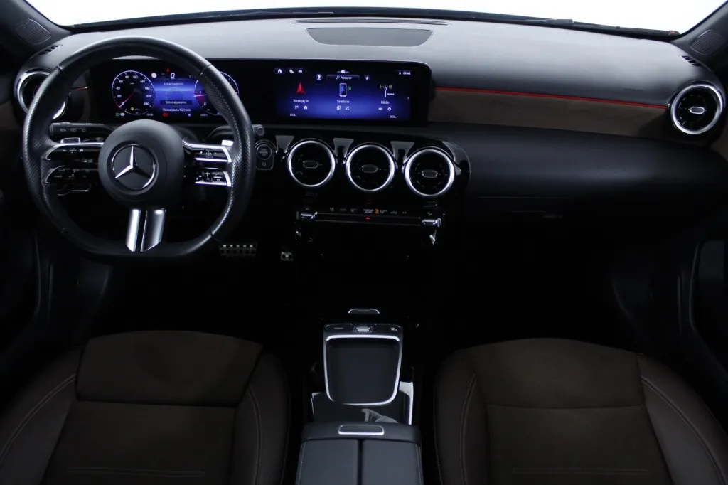 Mercedes-Benz Classe A - 180