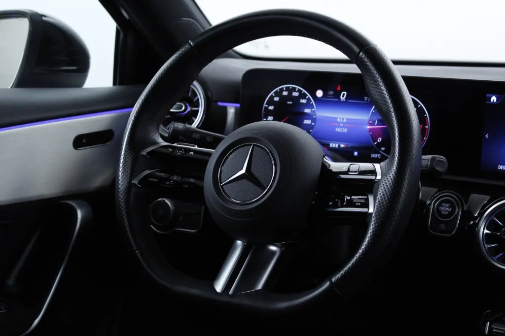 Mercedes-Benz Classe A - 180