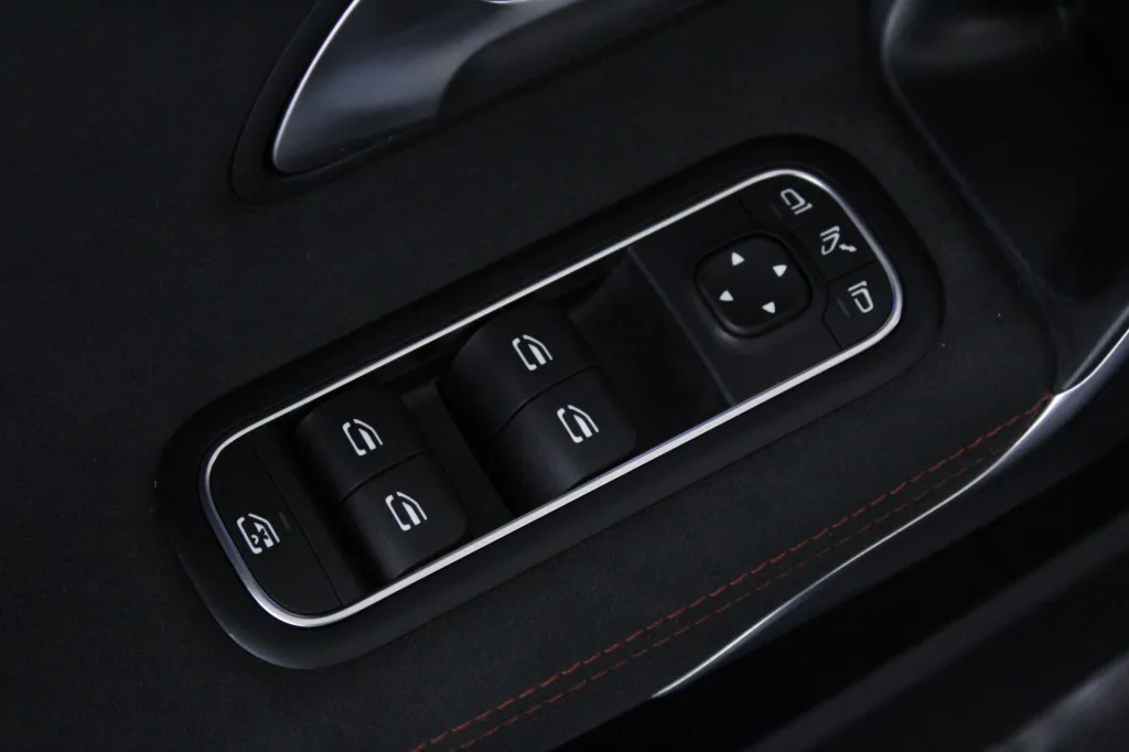 Mercedes-Benz Classe A - 180
