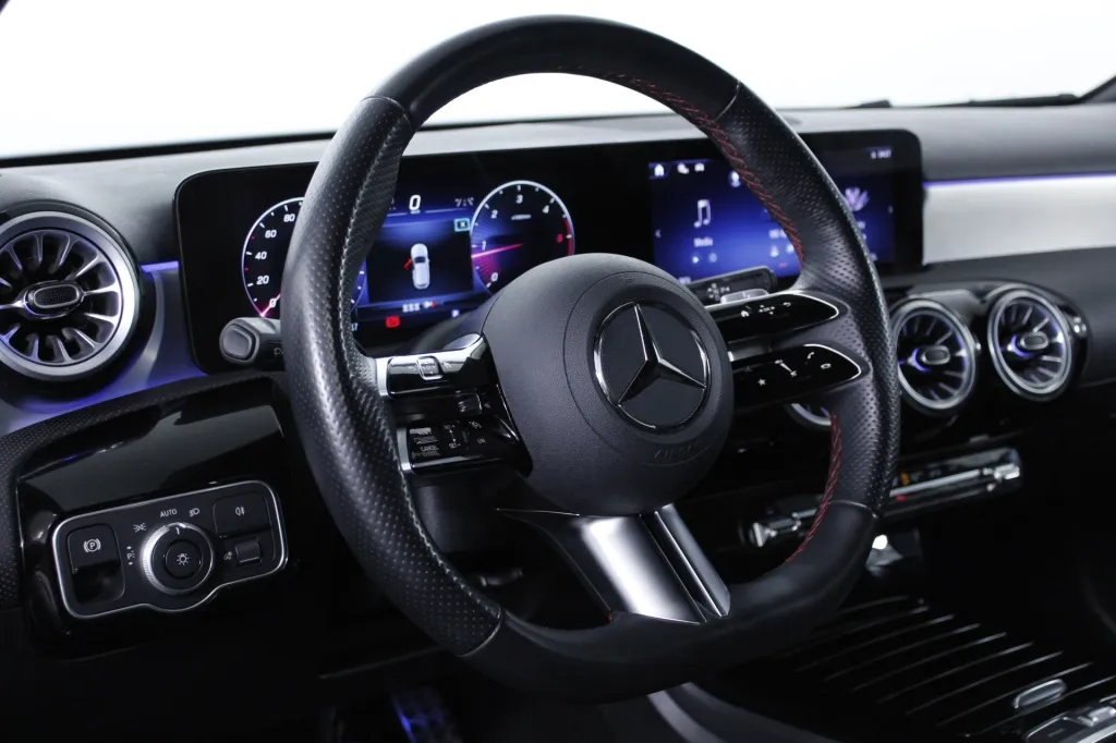 Mercedes-Benz Classe A - 180