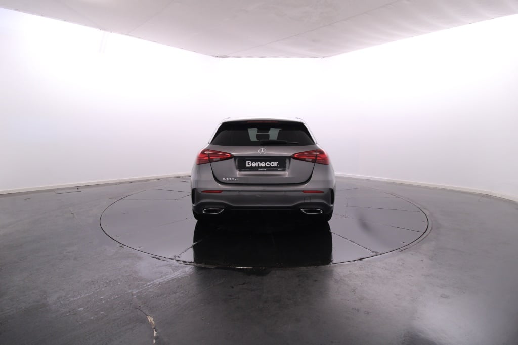 Mercedes-Benz Classe A - 180